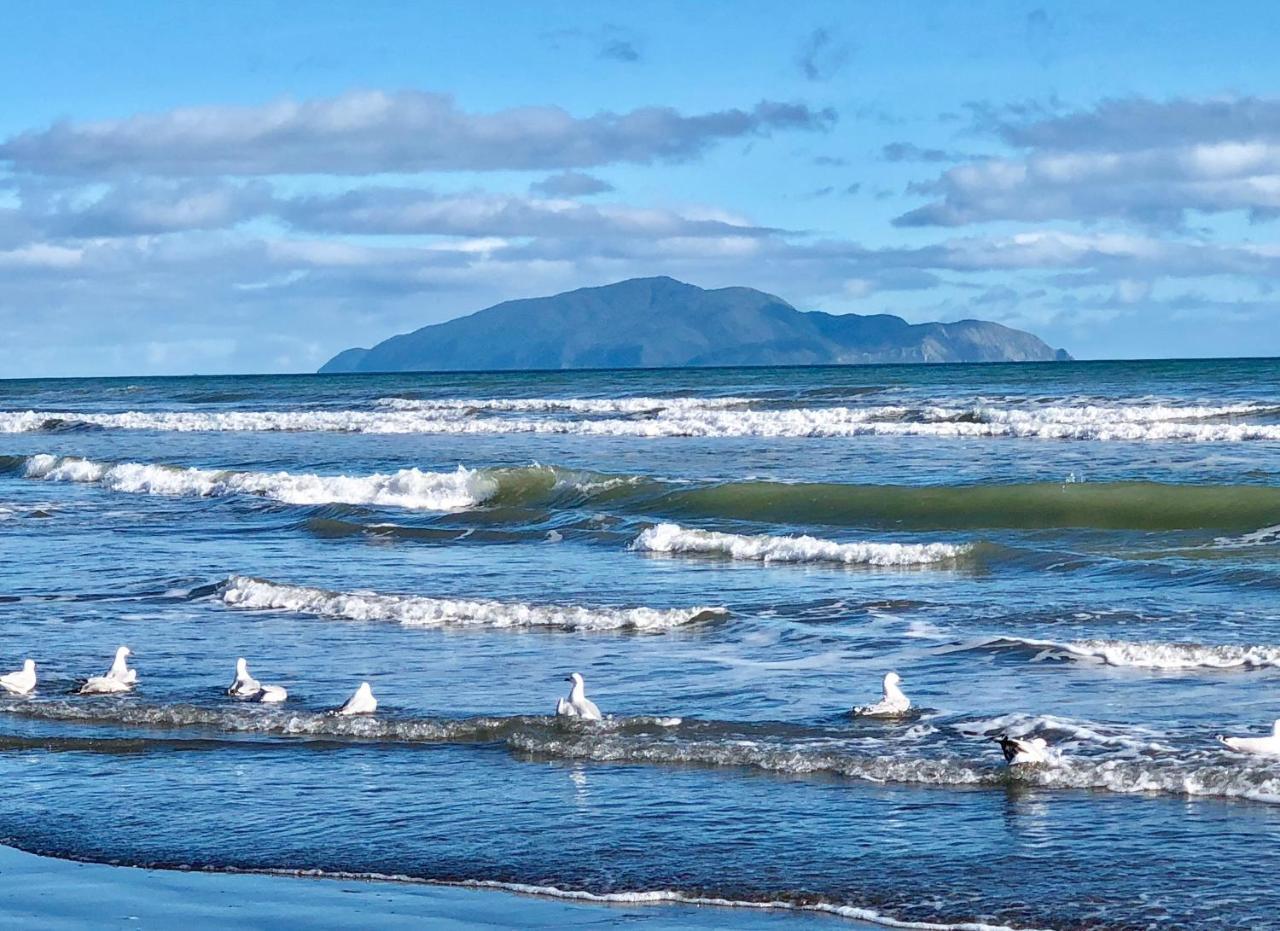 Otaki Beachfront Getaway Kültér fotó